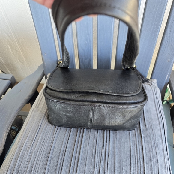 Coach Legacy No F13- 9951Black Leather Crossbody Bag Great Condition 10x11 - Picture 14 of 16